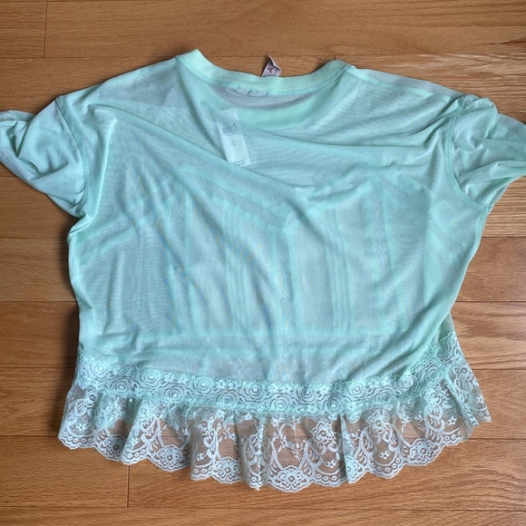 Super cute Mesh blouse - Picture 10 of 10